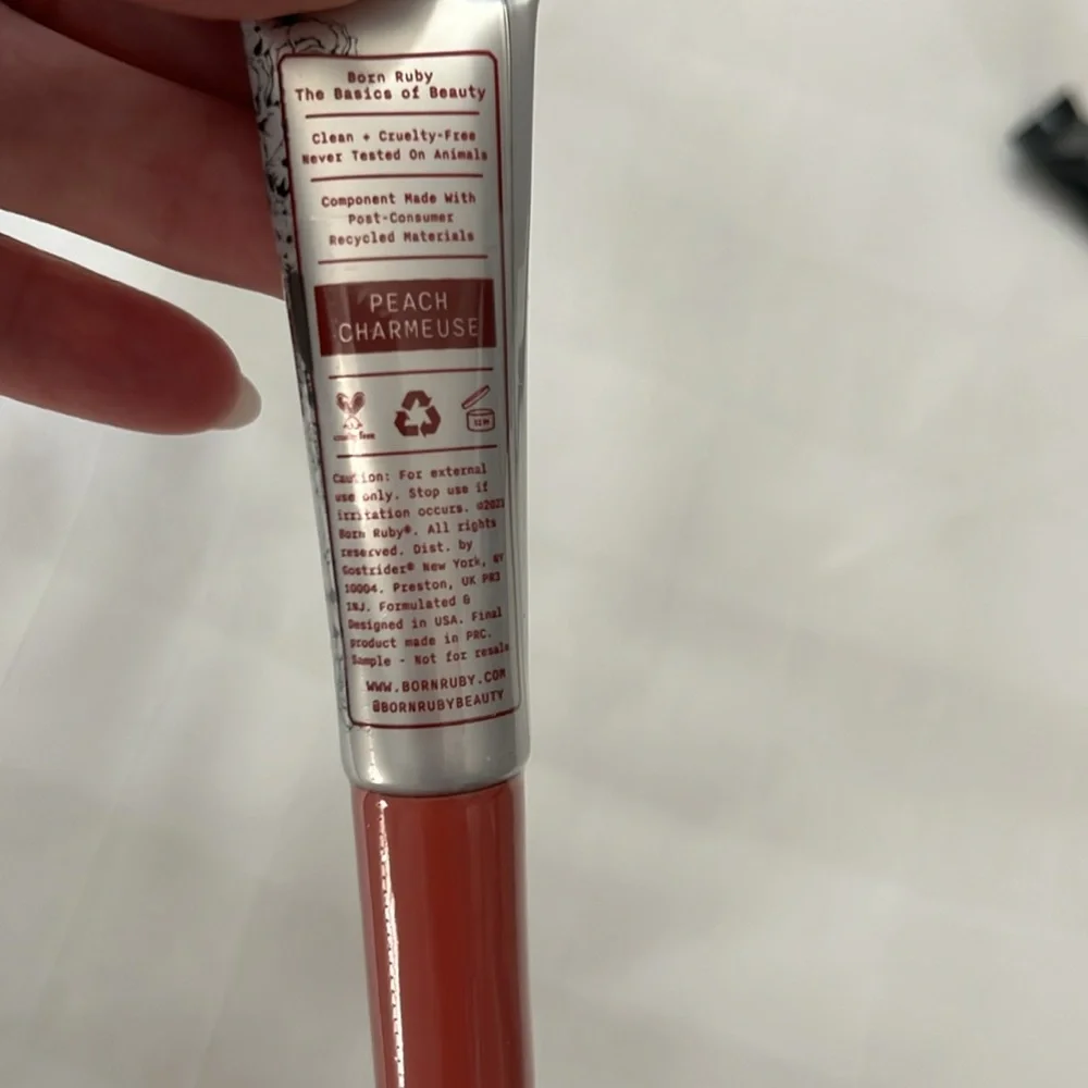 Born Ruby Oh So Natural Blush Drops Peach Charmeuse .18 fl Oz/ 5.5 ML - Picture 10 of 12